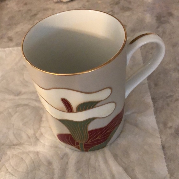 Fits and Floyd “satin calla lily” fine porcelain Japan Mug - Picture 2 of 3